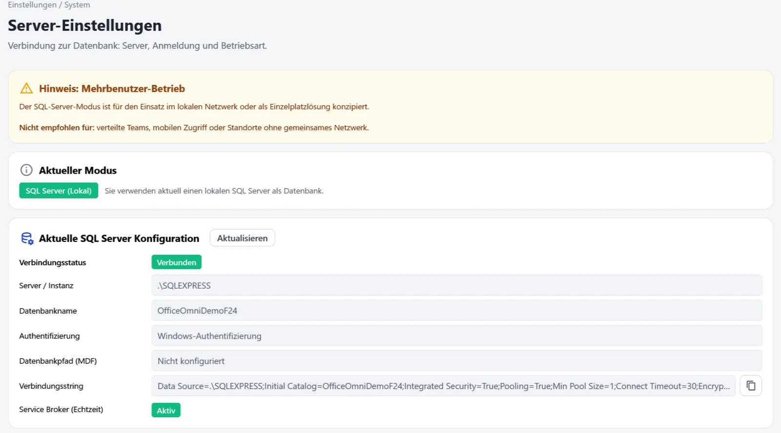 Server-Einstellungen von OfficeOmni mit der Zeile Service Broker (Echtzeit) und dem Knopf Service Broker aktivieren